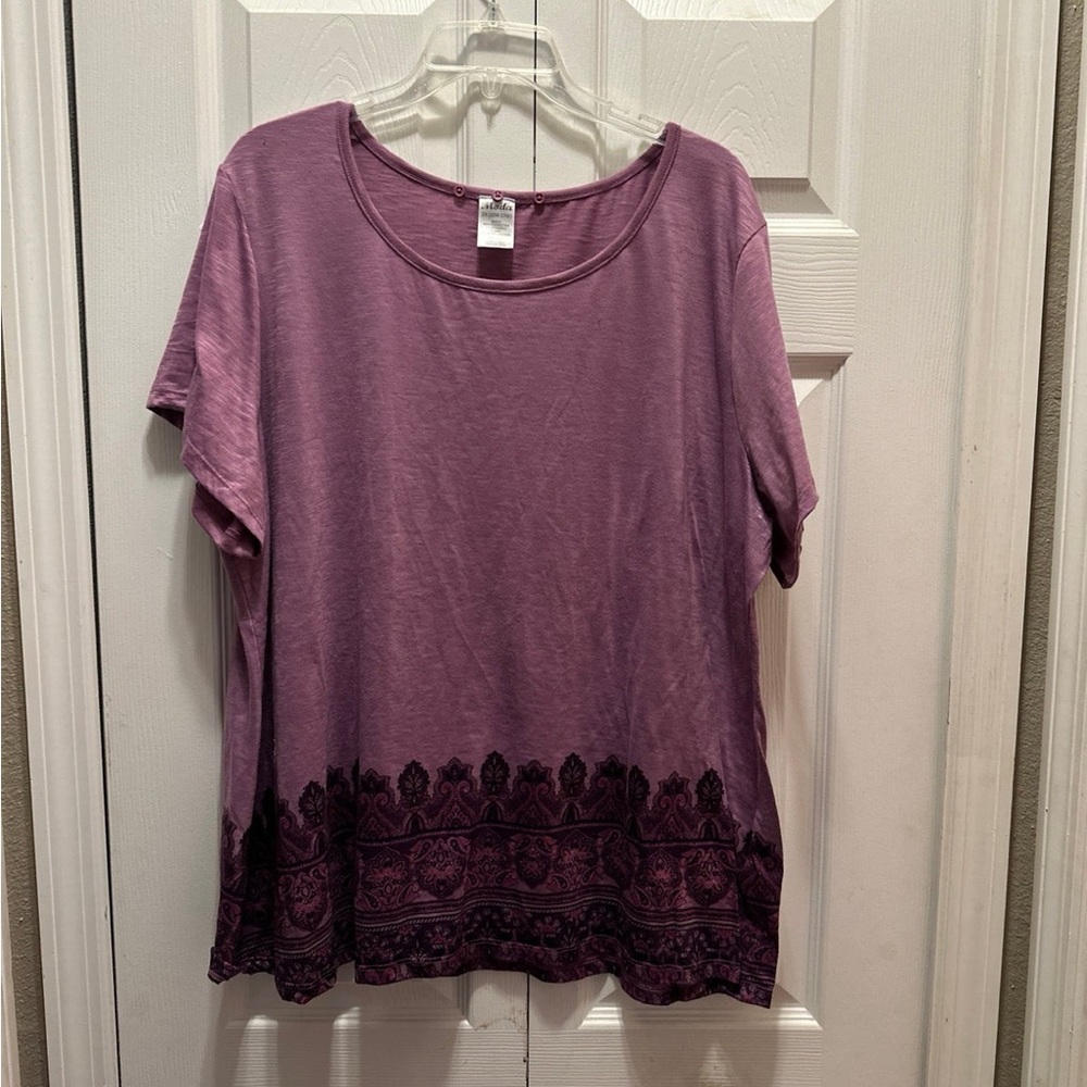 Plus size 2x purple long t-shirt with darker purple design on bottom. Mada brand